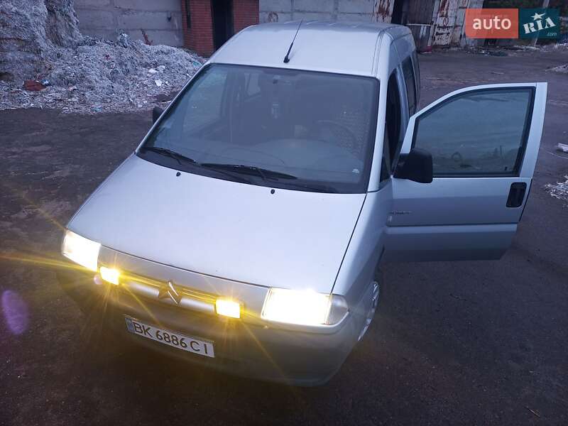 Минивэн Citroen Jumpy 2004 в Змиеве