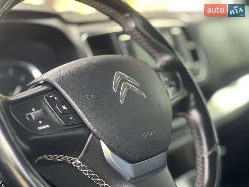 Мінівен Citroen Jumpy 2017 в Дубні фото 71 Мінівен Citroen Jumpy 2017 в Дубні