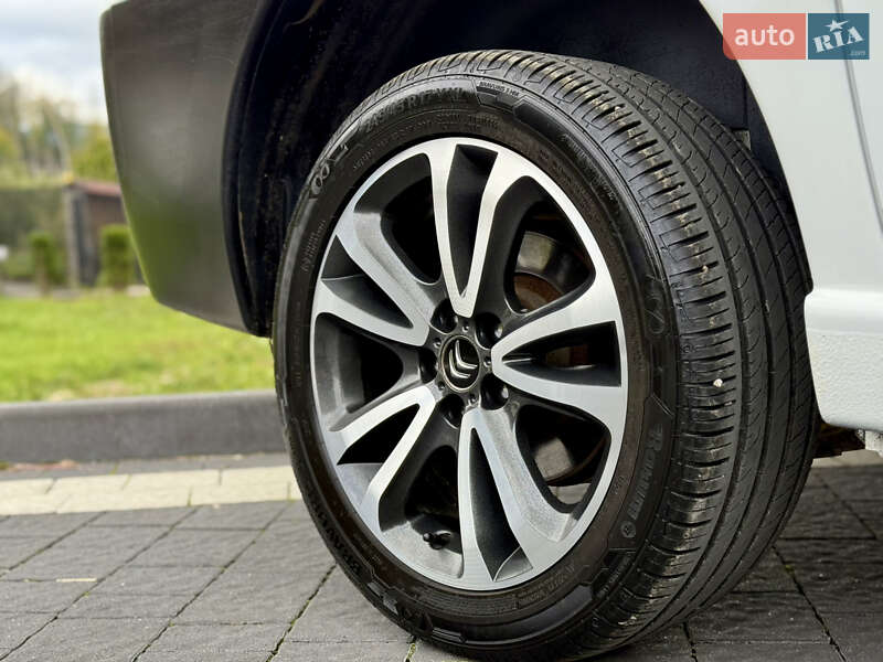 Вантажний фургон Citroen Jumpy 2014 в Міжгір'ї