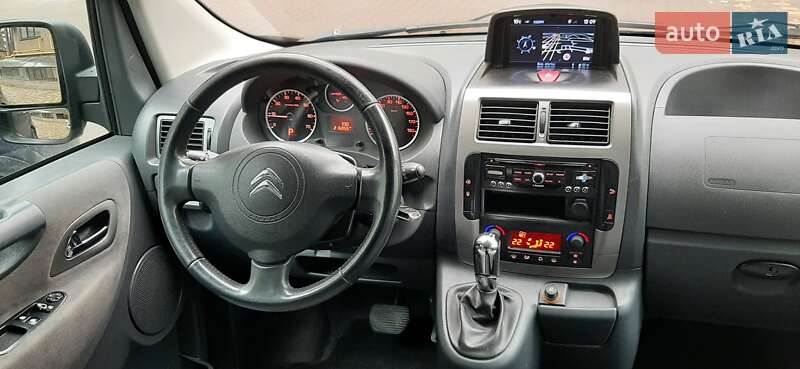Минивэн Citroen Jumpy 2015 в Киеве фото 10 Минивэн Citroen Jumpy 2015 в Киеве