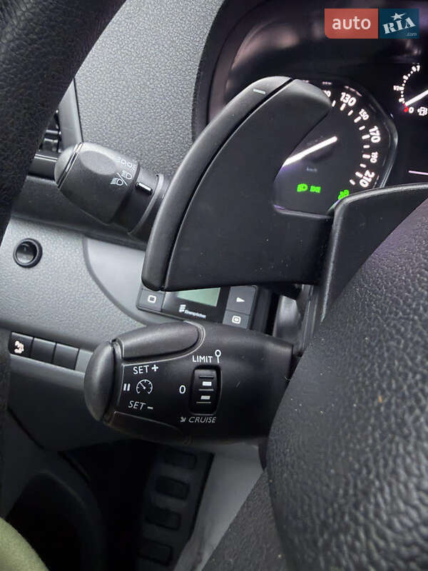 Грузопассажирский фургон Citroen Jumpy 2018 в Тернополе фото 16 Грузопассажирский фургон Citroen Jumpy 2018 в Тернополе