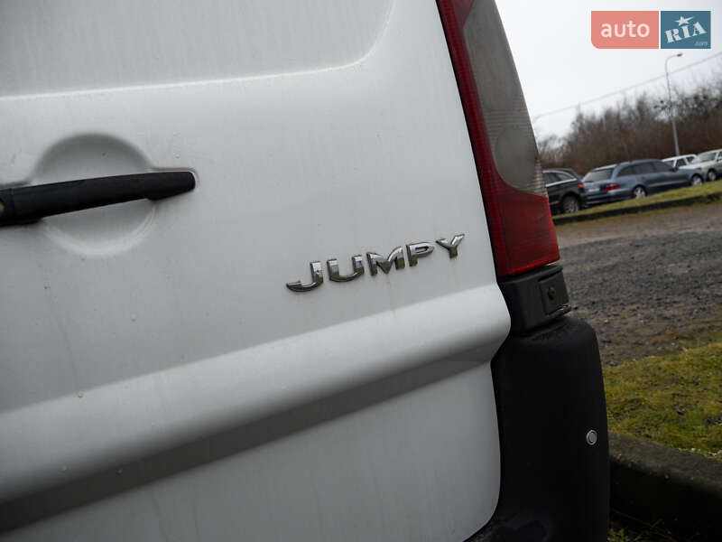 Грузовой фургон Citroen Jumpy 2011 в Львове