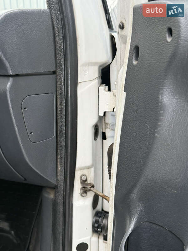 Минивэн Citroen Jumpy 2000 в Виннице фото 17 Минивэн Citroen Jumpy 2000 в Виннице