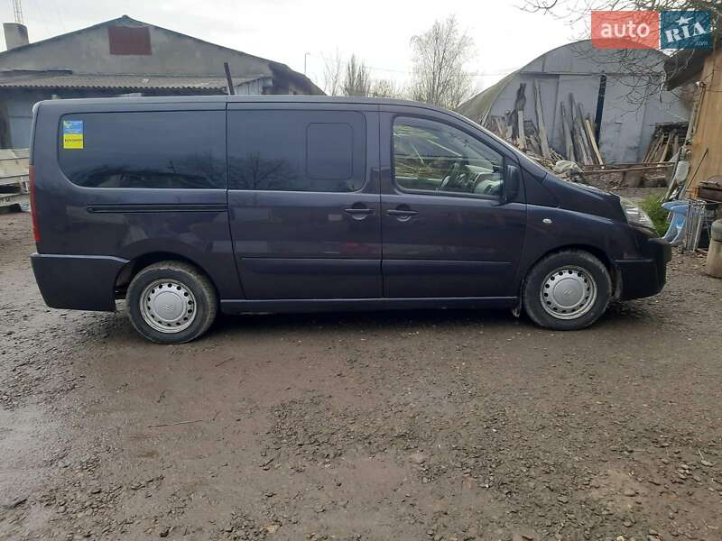 Мінівен Citroen Jumpy 2010 в Чернівцях фото Мінівен Citroen Jumpy 2010 в Чернівцях