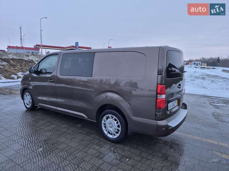 Мінівен Citroen Jumpy 2017 в Стрию