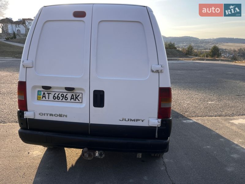 Грузовой фургон Citroen Jumpy 2004 в Болехове