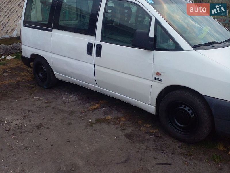 Минивэн Citroen Jumpy 2000 в Каменке-Бугской