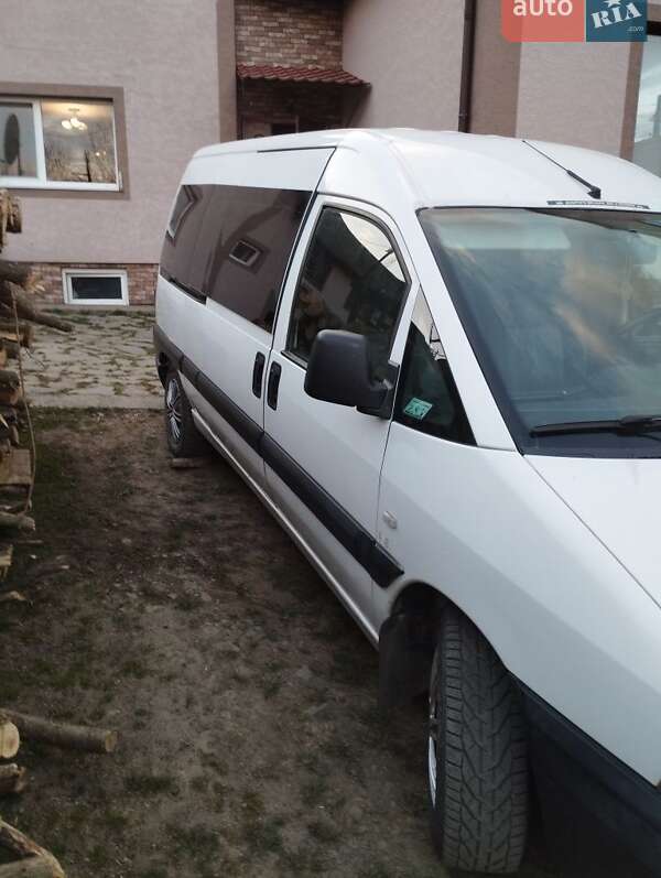 Мінівен Citroen Jumpy 2006 в Ужгороді
