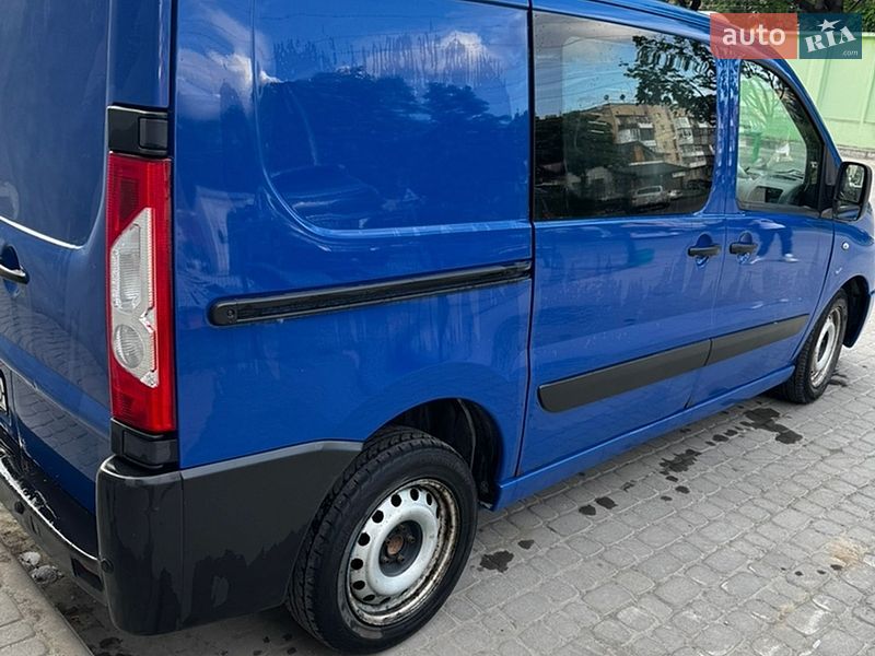 Вантажний фургон Citroen Jumpy 2011 в Тернополі