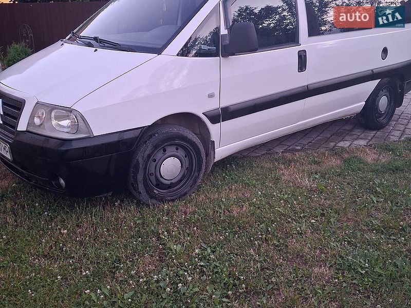 Минивэн Citroen Jumpy 2004 в Старом Самборе фото 2 Минивэн Citroen Jumpy 2004 в Старом Самборе