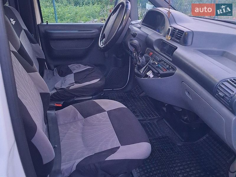 Минивэн Citroen Jumpy 2004 в Старом Самборе фото 5 Минивэн Citroen Jumpy 2004 в Старом Самборе