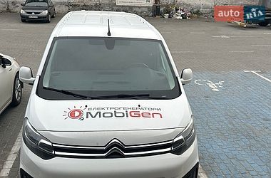 Грузовой фургон Citroen Jumpy 2018 в Львове