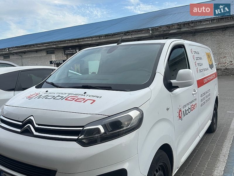 Грузовой фургон Citroen Jumpy 2018 в Львове