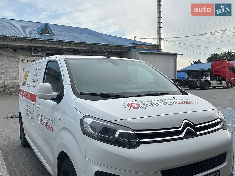 Грузовой фургон Citroen Jumpy 2018 в Львове