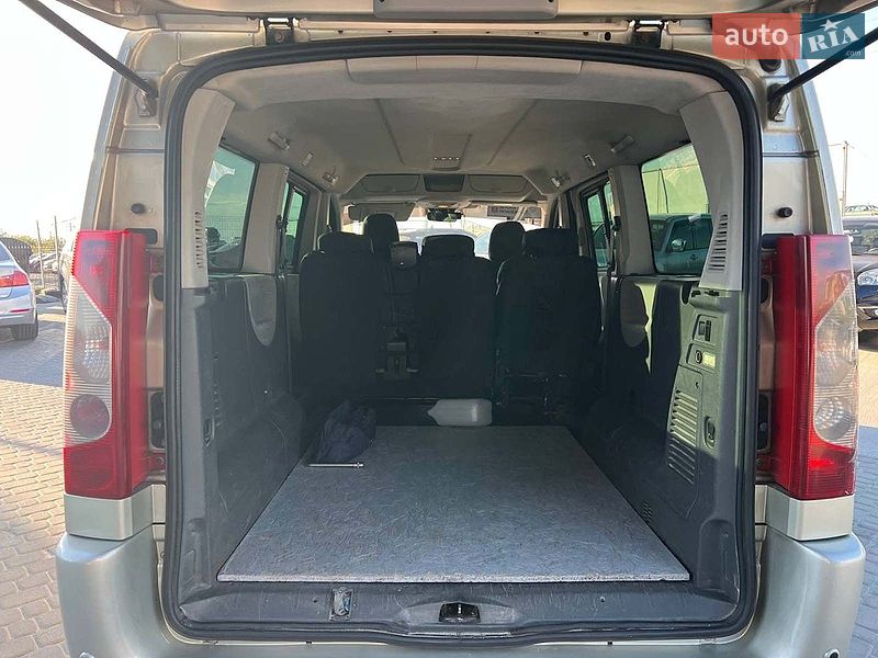 Минивэн Citroen Jumpy 2010 в Львове