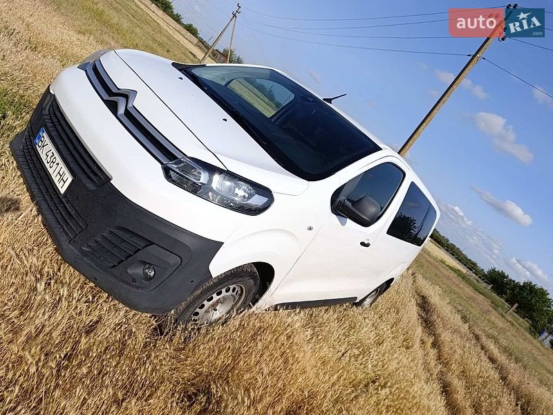 Мінівен Citroen Jumpy 2019 в Широкому