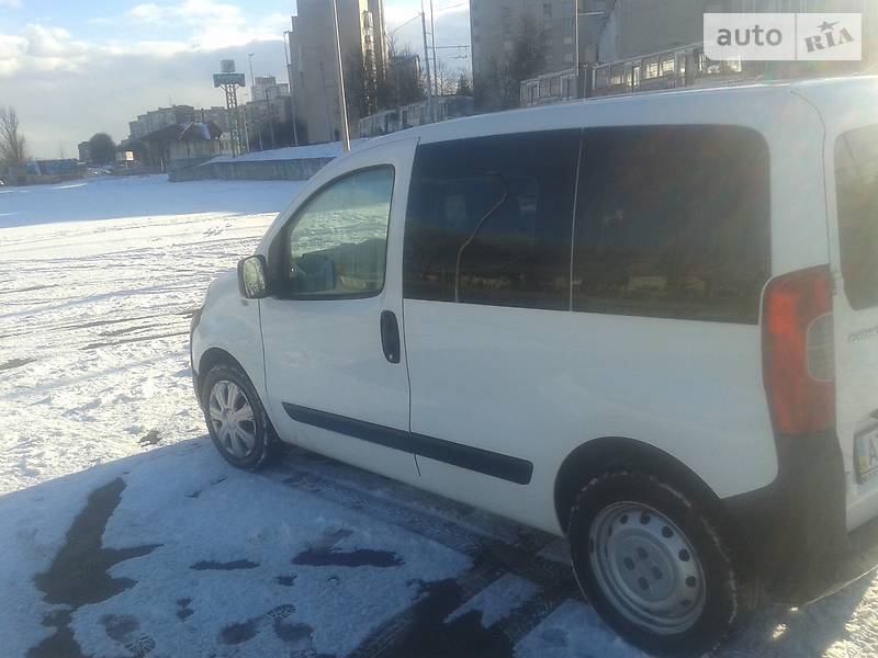 Citroen Nemo пасс. 2011 року