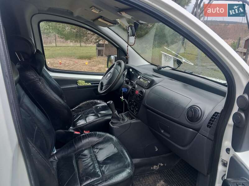 Минивэн Citroen Nemo 2008 в Новояворовске