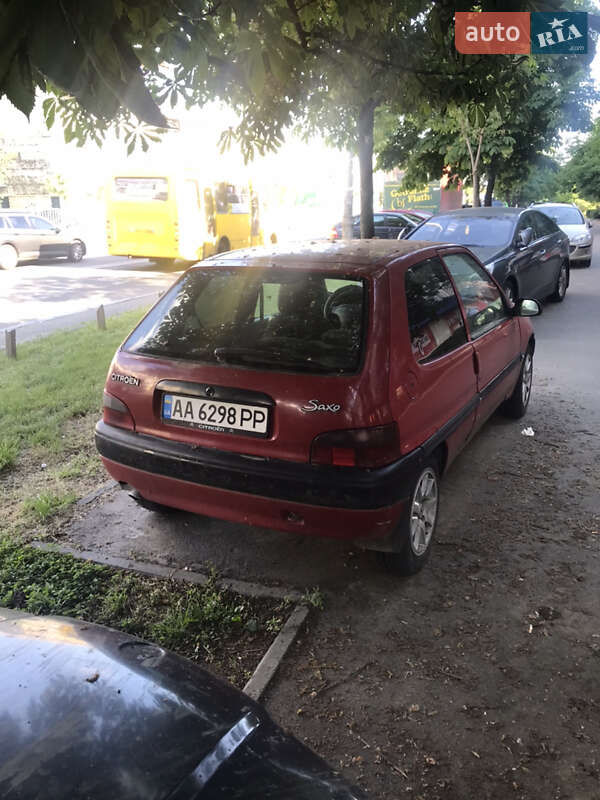 Хетчбек Citroen Saxo 1999 в Києві