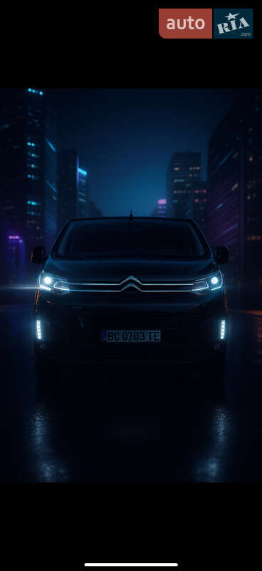 Минивэн Citroen SpaceTourer 2016 в 