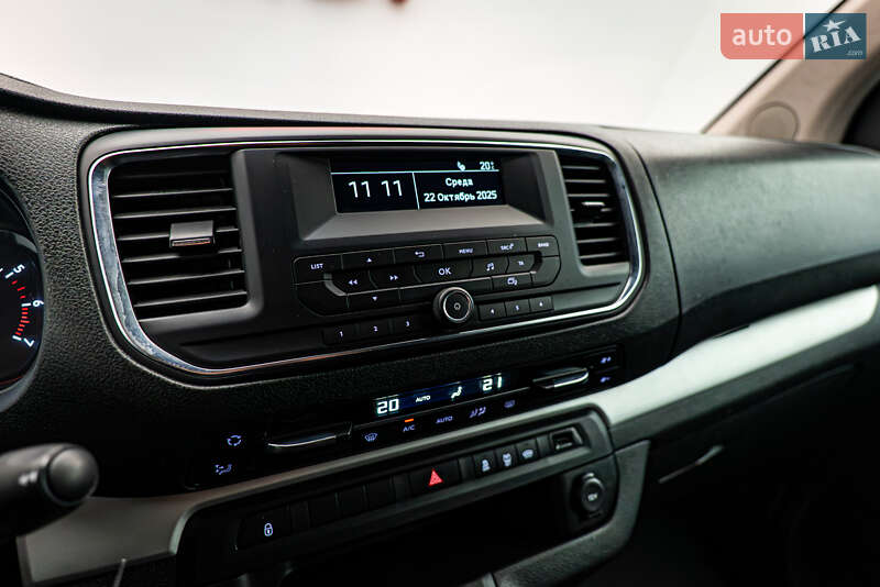 Минивэн Citroen SpaceTourer 2017 в Киеве