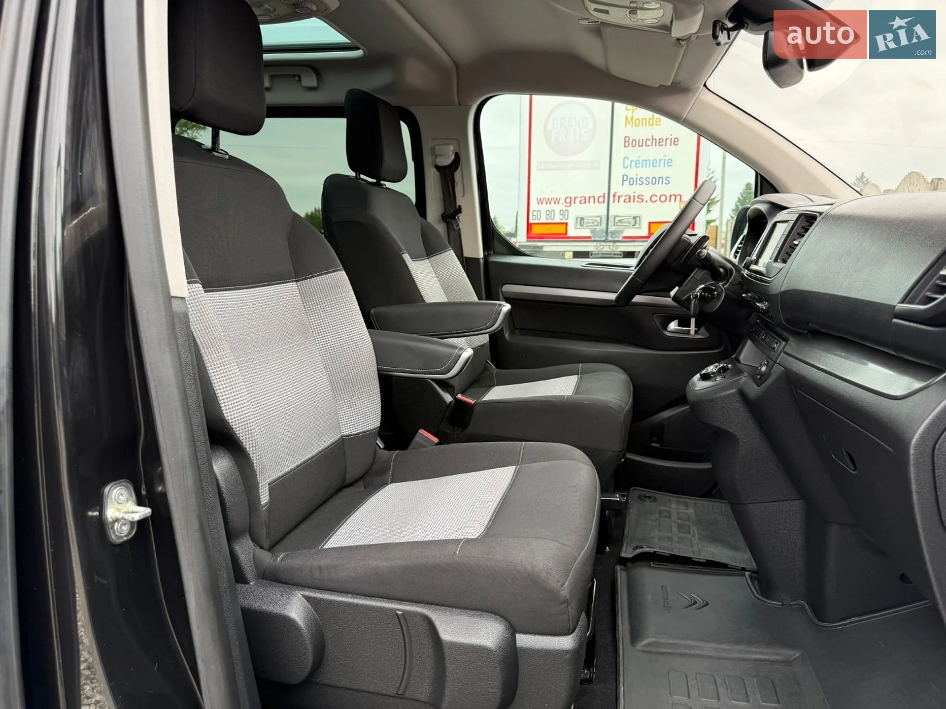 2017 Citroen Spacetourer - мініатюра 49