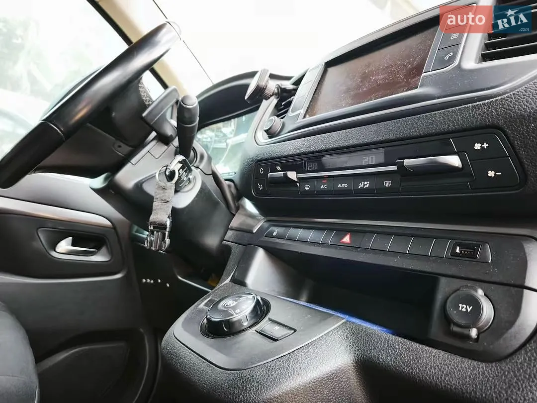 2020 Citroen Spacetourer - мініатюра 23