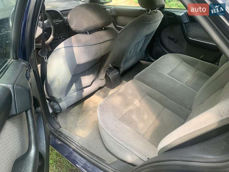 Хетчбек Citroen Xantia 1994 в Дніпрі