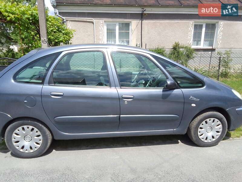 Седан Citroen Xsara Picasso 2005 в Радивилове