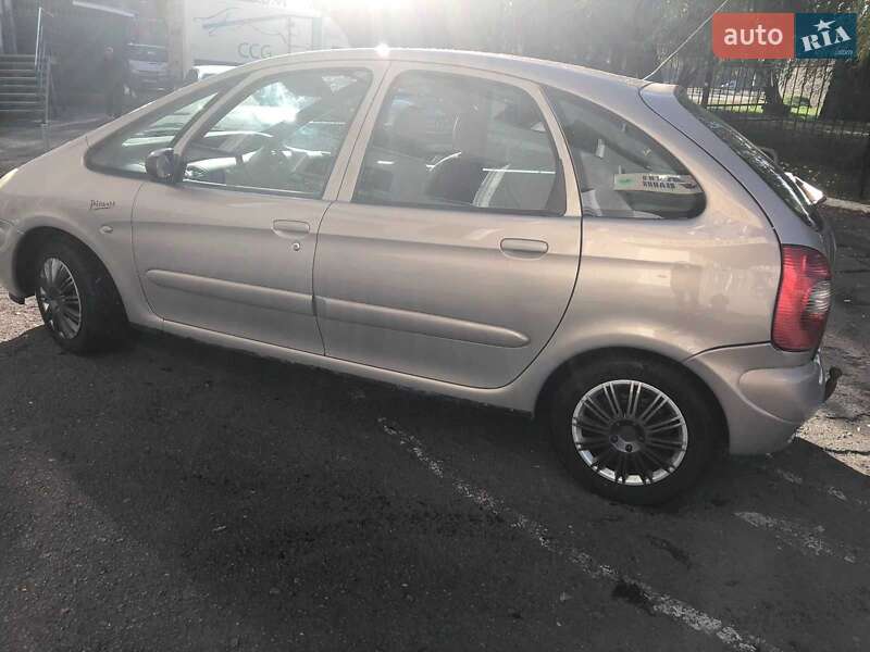Мінівен Citroen Xsara Picasso 2003 в Луцьку