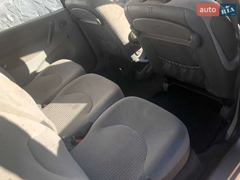 Мінівен Citroen Xsara Picasso 2003 в Луцьку
