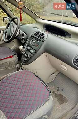 Мінівен Citroen Xsara Picasso 2003 в Острозі