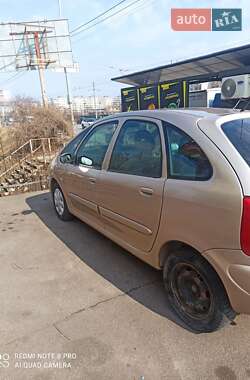 Минивэн Citroen Xsara Picasso 2004 в 