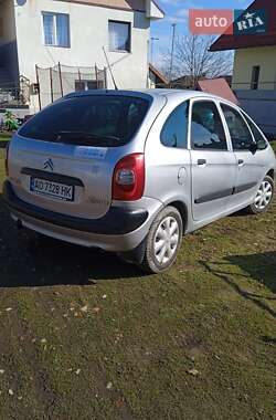 Минивэн Citroen Xsara Picasso 2001 в 