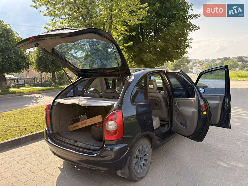 Минивэн Citroen Xsara Picasso 2002 в Сокале