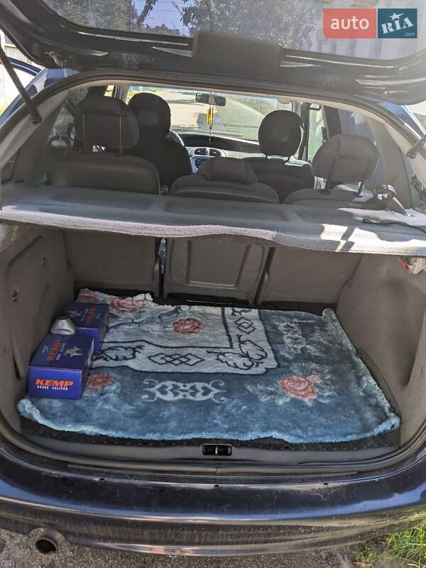 Мінівен Citroen Xsara Picasso 2003 в Чернігові фото 10 Мінівен Citroen Xsara Picasso 2003 в Чернігові