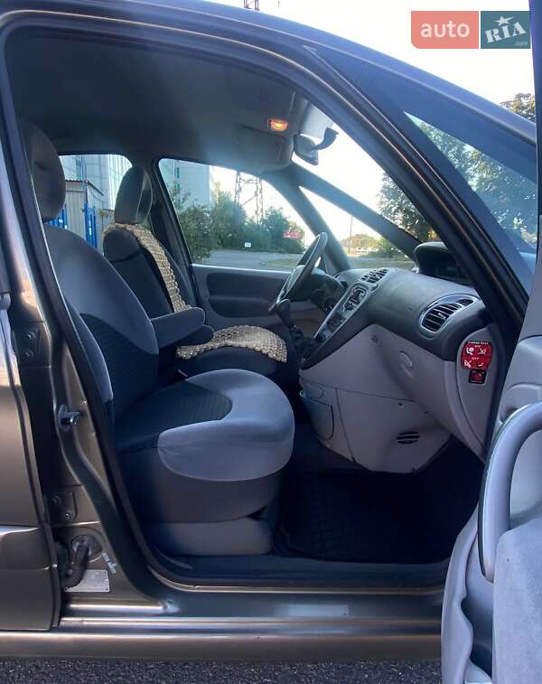 Мінівен Citroen Xsara Picasso 2009 в Дніпрі