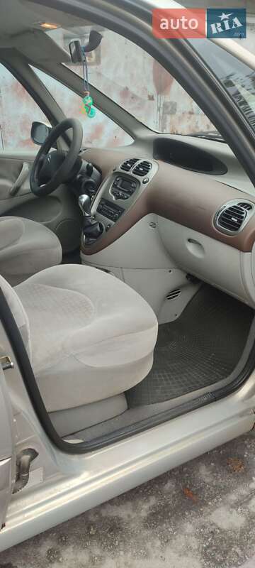 Мінівен Citroen Xsara Picasso 2005 в Львові фото 10 Мінівен Citroen Xsara Picasso 2005 в Львові