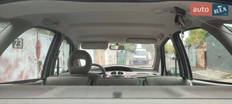 Мінівен Citroen Xsara Picasso 2005 в Львові фото 18 Мінівен Citroen Xsara Picasso 2005 в Львові