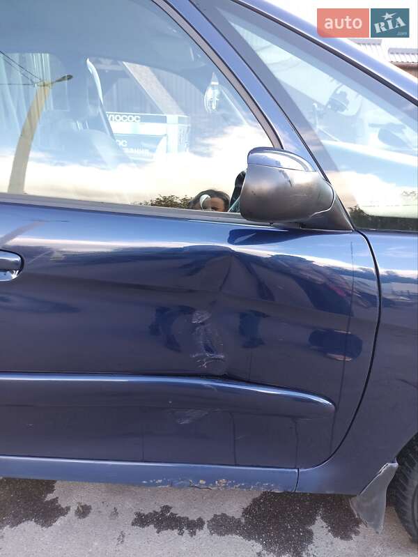 Минивэн Citroen Xsara Picasso 2008 в Баре фото 11 Минивэн Citroen Xsara Picasso 2008 в Баре