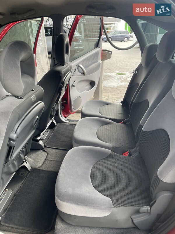 Минивэн Citroen Xsara Picasso 2010 в Владимире