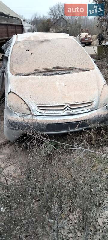 Минивэн Citroen Xsara Picasso 2002 в Заводском