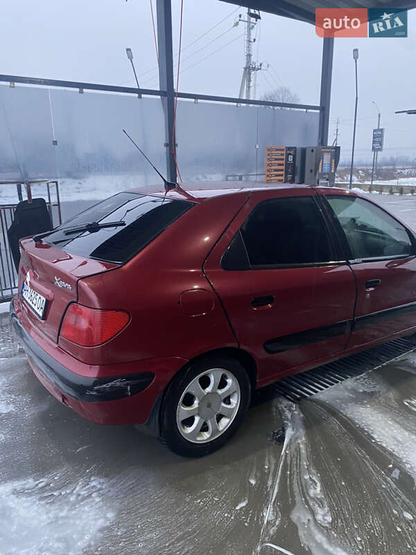 Хэтчбек Citroen Xsara 2002 в Тячеве