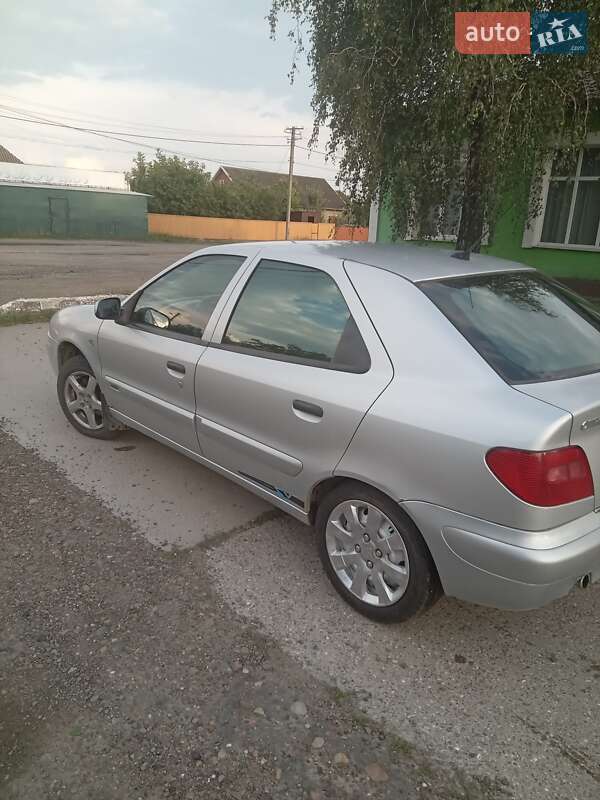 Хэтчбек Citroen Xsara 2003 в Черновцах