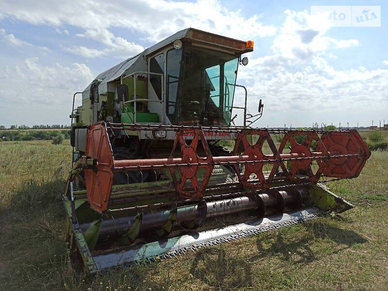 Claas Dominator 108