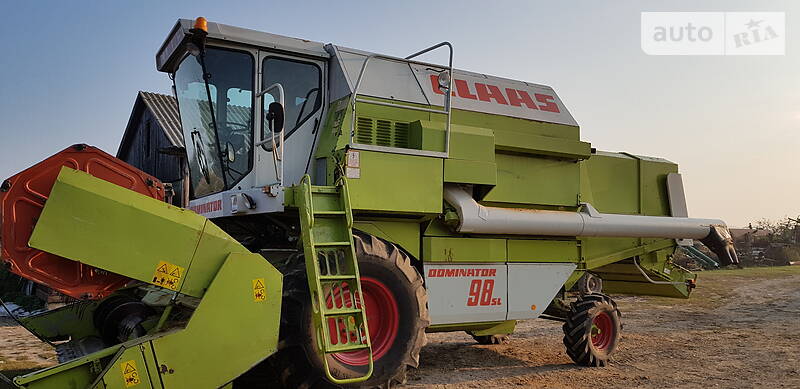 Claas Dominator 98