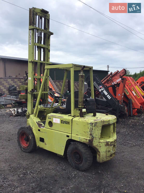Вилочный погрузчик Clark C500 2006 в Калиновке