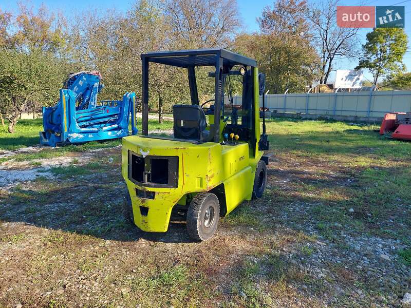 Вилочний навантажувач Clark DPM 1991 в Чернівцях