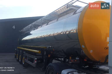 Цистерна Clayton Commercial S1 2002 в Житомире