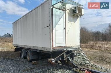 Изотермическая будка Corus CTS 2004 в Бородянке